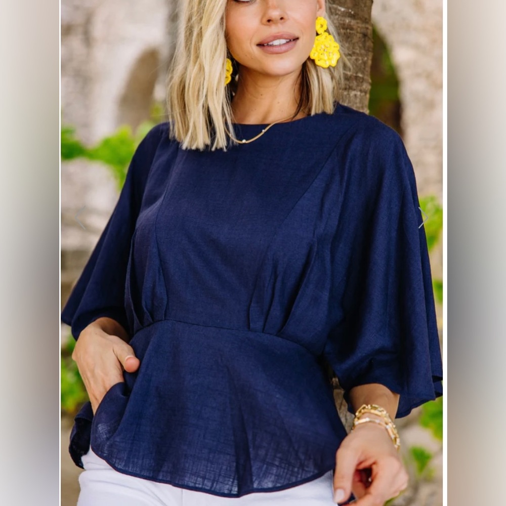 💙💕Navy Blue Peplum Linen Top💕💙
